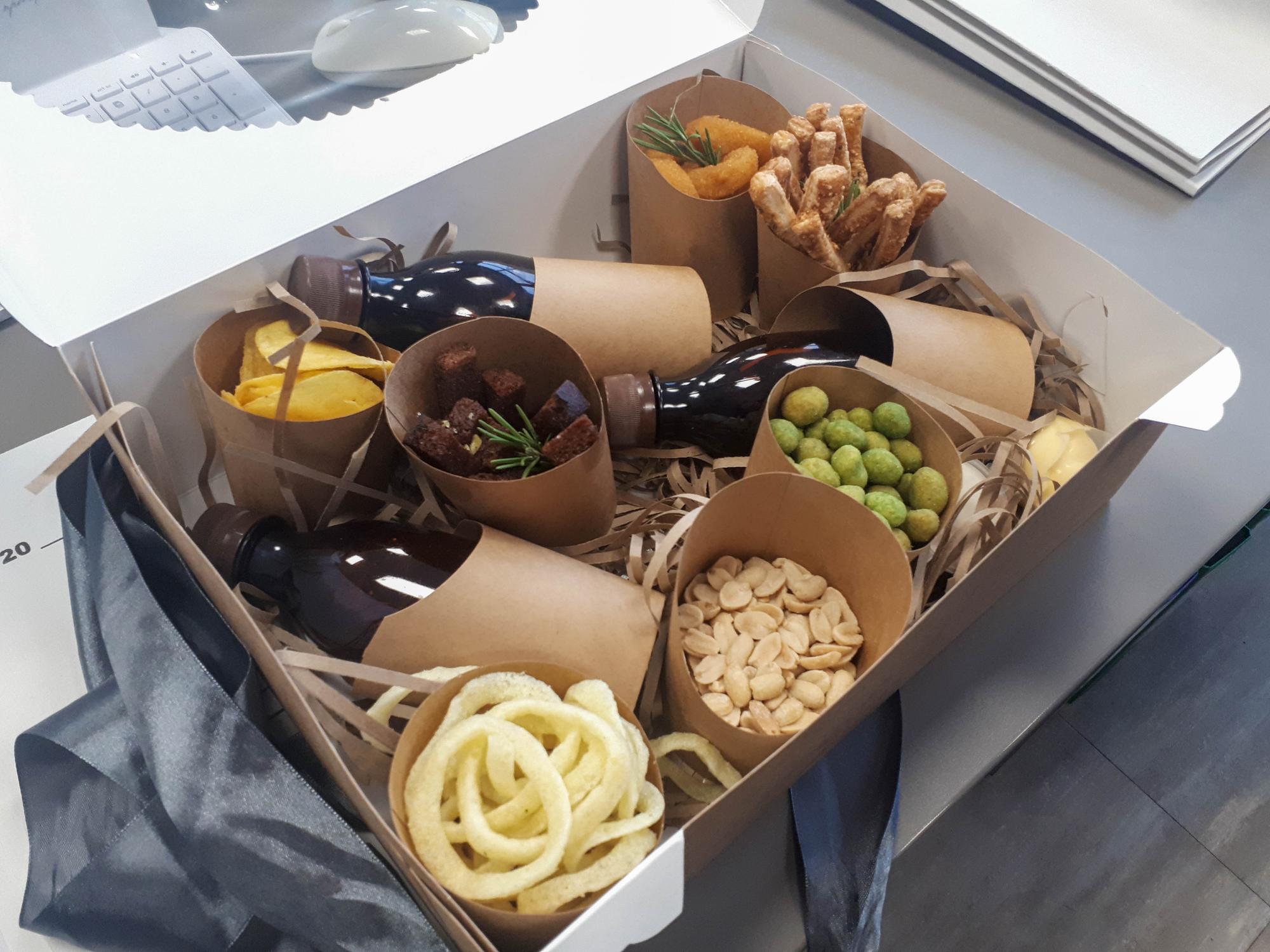 Zgrupowanie składników w eleganckim boxie